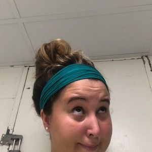 Meet your Posher, Nora